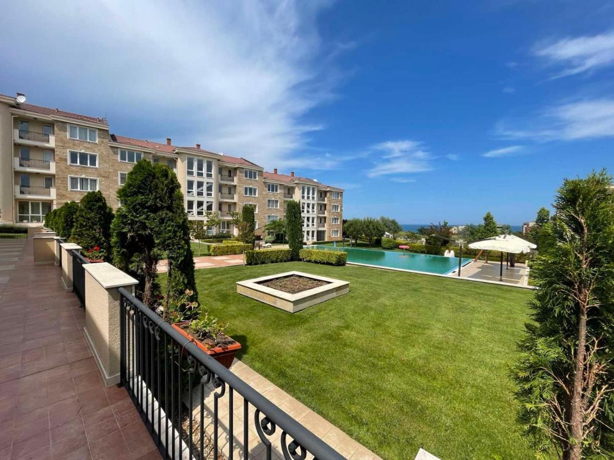Provence Deluxe Apartment In Atia Resort Czernomorec Zewnętrze zdjęcie