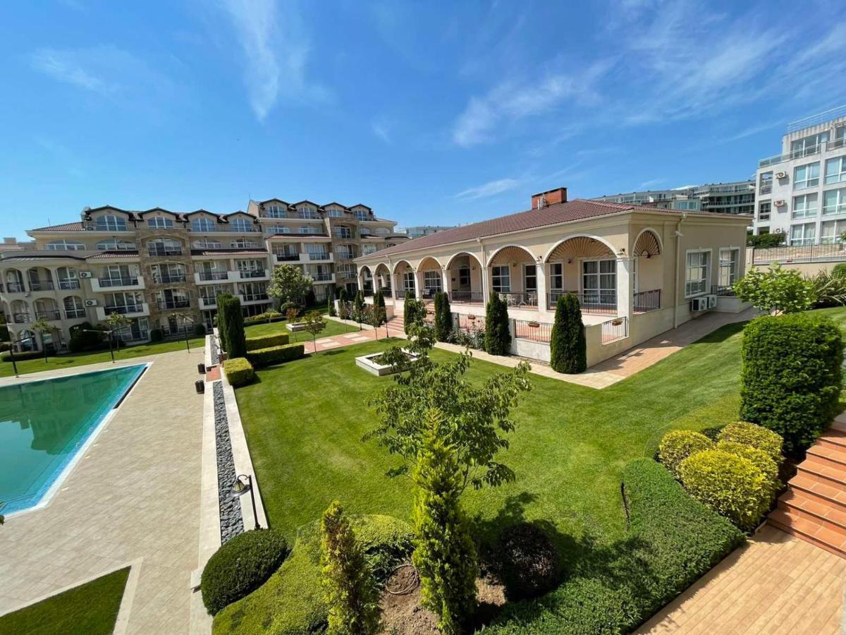 Provence Deluxe Apartment In Atia Resort Czernomorec Zewnętrze zdjęcie