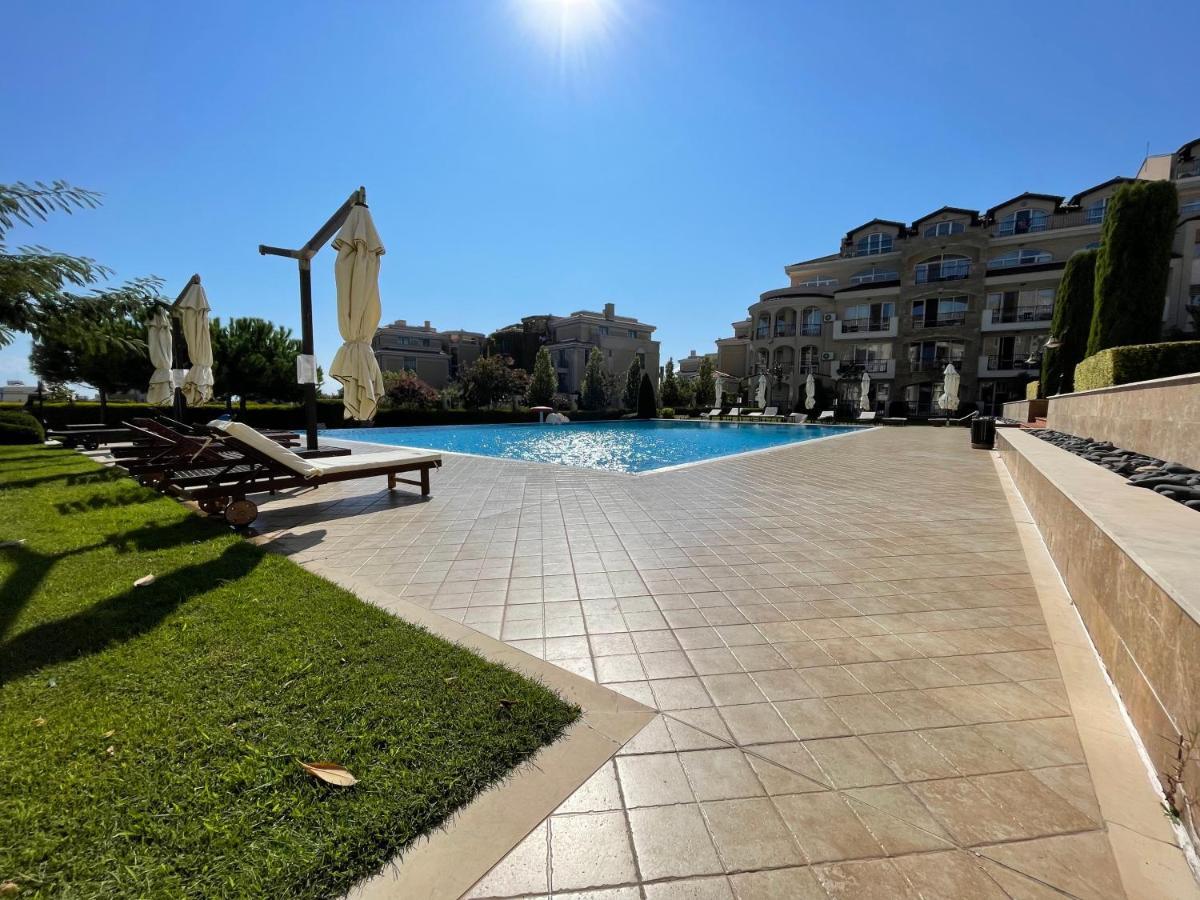 Provence Deluxe Apartment In Atia Resort Czernomorec Zewnętrze zdjęcie